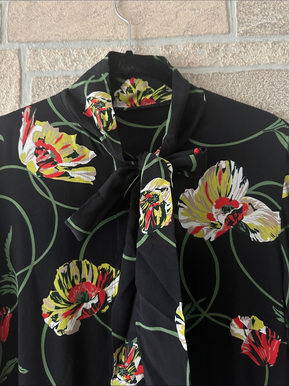 Akris Punto Crêpe de Chine Silk Dress Floral Poppy Print Size M 4-6 Tie Neck - Picture 2 of 8